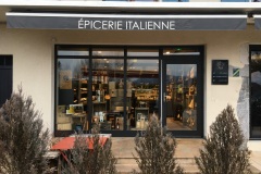 Cr‚ation-et-pose-dun-chassis-aluminium-pour-le-restaurant-LAtelier-des-4-Gourmets-…-Annecy-le-Vieux