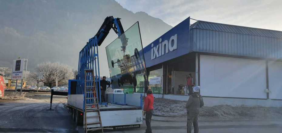 Installation-vitrine-Annecy