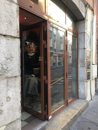 Porte-et-vitrine-Annecy