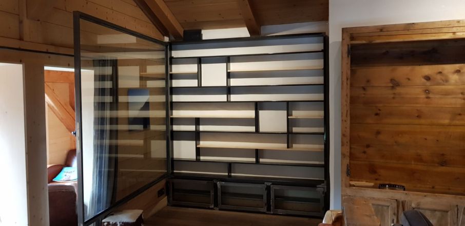 Creation-et-pose-dune-armoire-en-acier
